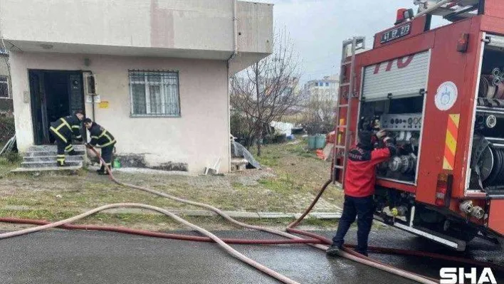 Çatıda çıkan yangın paniğe sebep oldu