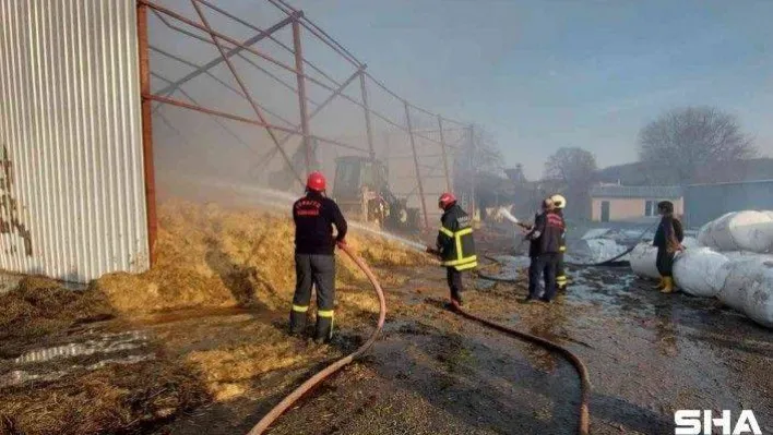 Çatıyı onarmak isterken yangına sebep oldular