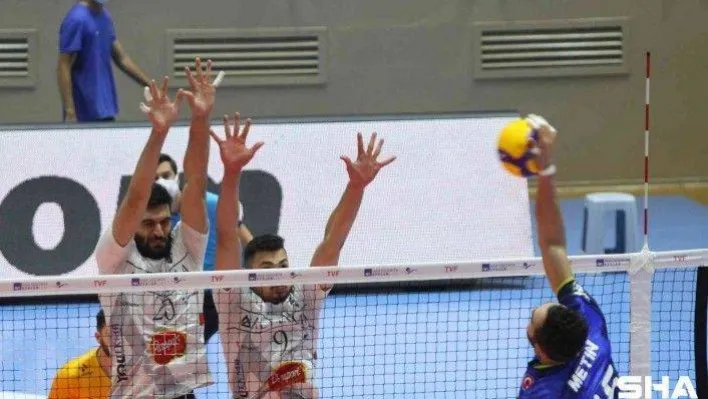 Efeler Ligi: Fenerbahçe HDI Sigorta: 3 - Altekma: 0