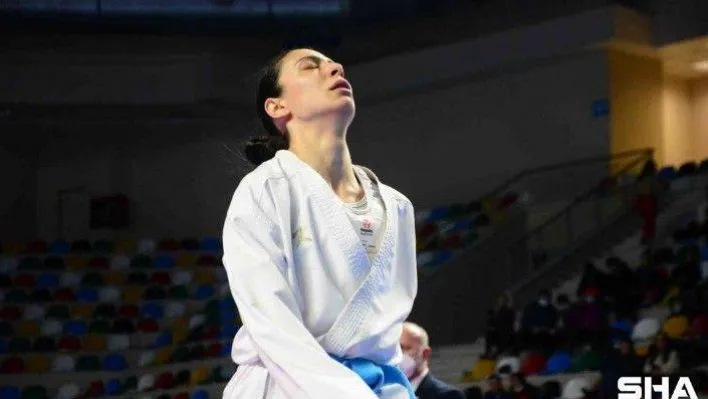 En büyük hayaline kavuşunca mutluluk gözyaşları döktü