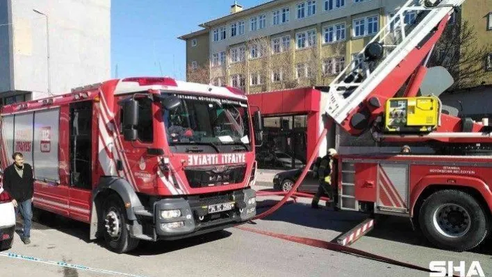 Esenyurt'ta tadilat sırasında çıkan yangın paniğe neden oldu