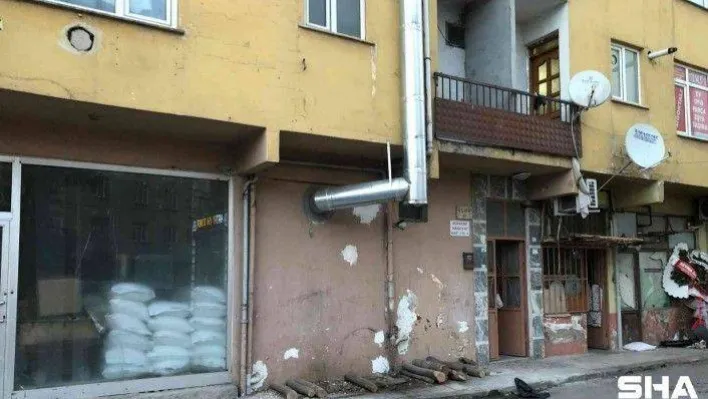 Evine boya için gelen arkadaşını 'taciz' iddiasıyla öldürdü