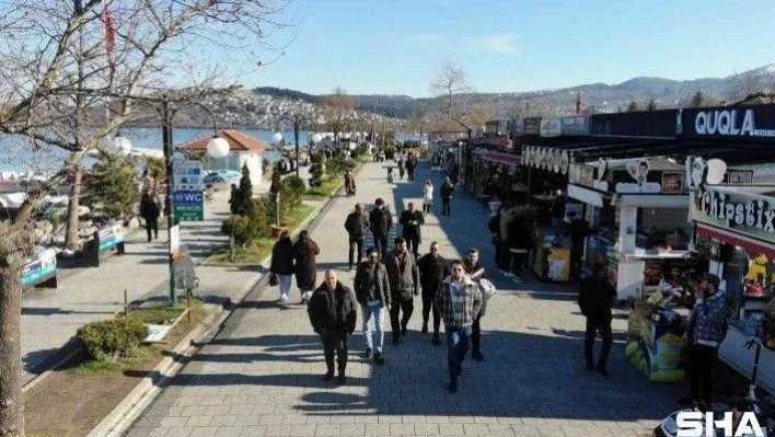 Güzel havayı fırsat bilip İstanbul'un arka bahçesine akın ettiler