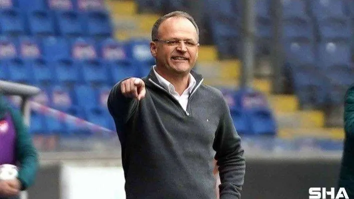 İrfan Buz: 'Sumudica yaptıklarıyla ülkemizde belli bir profili ayaklar altına alıyor'