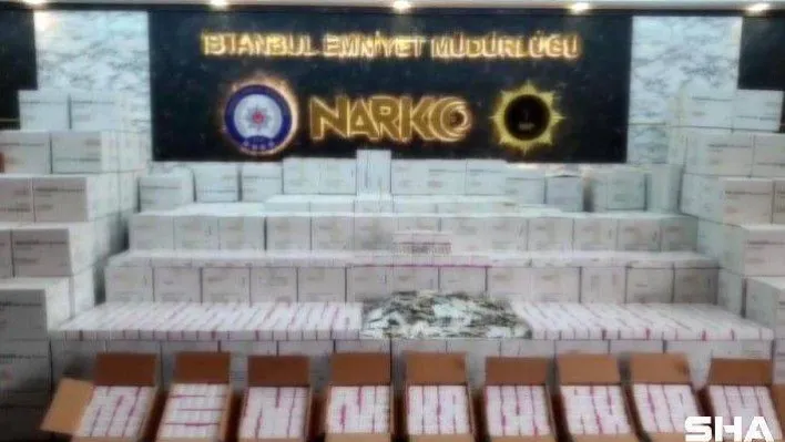 İstanbul'da uyuşturucu operasyonu: Matbaa ve ecza deposunda 831 bin hap ele geçirildi
