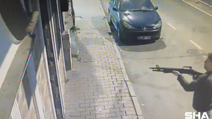 İstanbul'da pompalı dehşet kamerada: 'Benimle ilgilenmediler' deyip müzikhole ateş açtı