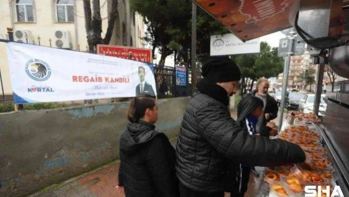 Kartal Belediyesi'nden Regaib Kandili nedeniyle lokma ikramı