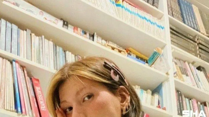 Model Ece Su Uçkan, Kadıköy'de taksi ile denize uçtu