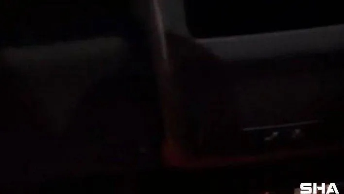 (Özel) Bursa'da yolu trafiğe kapatıp eğlendiler