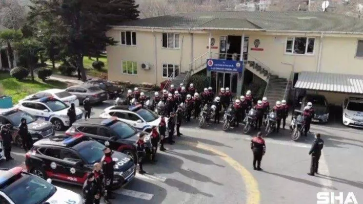 (Özel) Kağıthane'de özel harekat destekli dev asayiş uygulaması: Torbacı suçüstü yakalandı