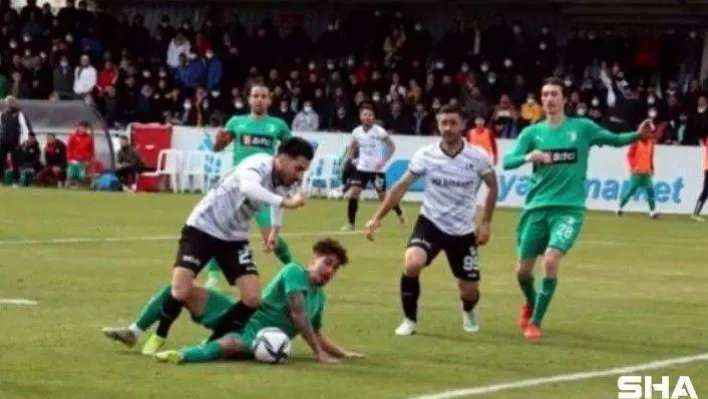 Sakaryaspor Kulüp Başkanı Genç'ten hakem isyanı