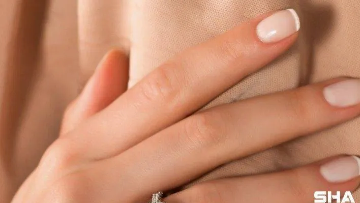 Sevgiliye 'göz kamaştırıcı' hediyeler ilgi görüyor