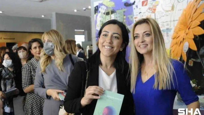 'Sınırları Aşan Kadınlar' kitabı raflarda yerini aldı