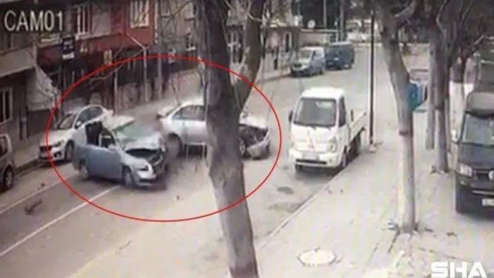 Tekirdağ'da hatalı dönüşün feci kazayla bittiği anlar kamerada