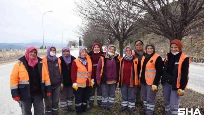 8 Mart Dünya Kadınlar Günü'nde kadın işçiler çalışarak mesaj verdi