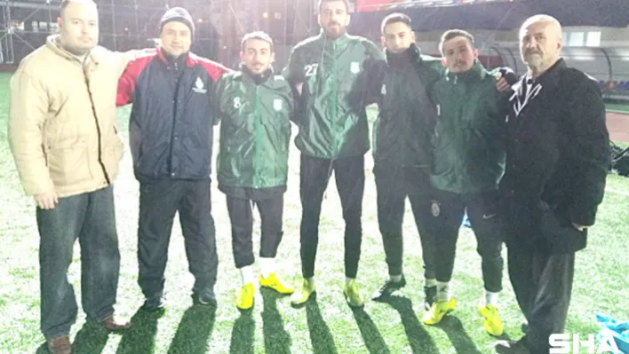 Alipaşa'dan 4 imza birden