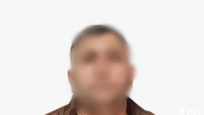 ATM'den para çekmek isteyen yaşlıları &quotyardım" bahanesiyle tuzağa düşüren dolandırıcı son işinde suçüstü yakalandı