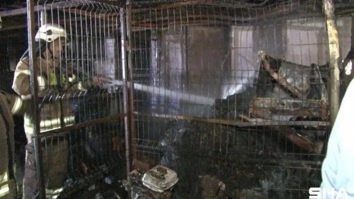 Balıkçı barakalarında yangın: 12 baraka küle döndü