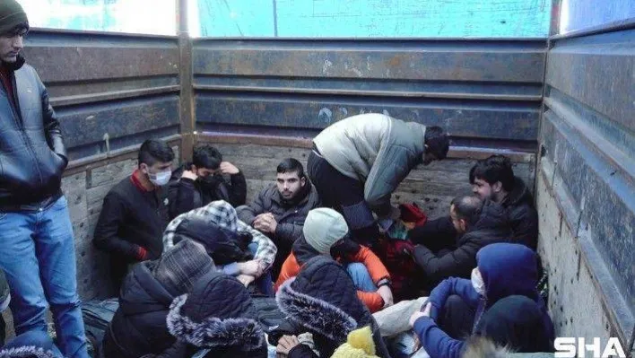 &quotBanker Bilo&quot filmi gerçek oldu, göçmenleri Büyükçekmece'de bıraktılar