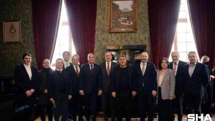 Burak Elmas ile Joan Laporta, Galatasaray Lisesi ve Galatasaray Müzesi'ni ziyaret etti