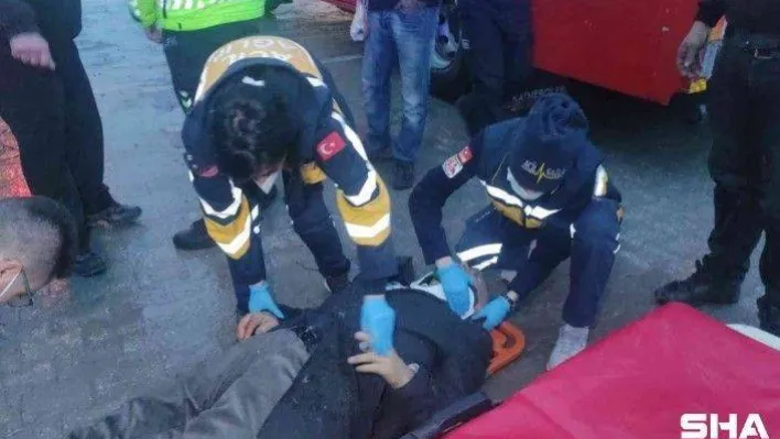 Bursa'da otomobil kamyona arkadan çarptı, yaşlı adam ağır yaralandı