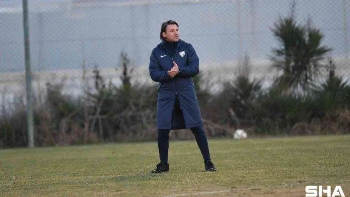 Bursaspor'da Tamer Tuna ile yollar ayrıldı