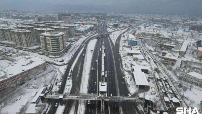 Cevizlibağ'da trafik havadan görüntülendi