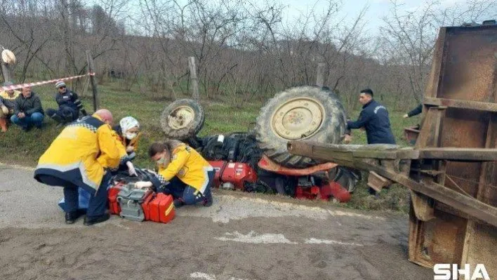 Devrilen traktörün altında kalan sürücü hayatını kaybetti