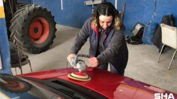 Evde saçını, işte arabaları boyuyor: Eylem boya ustası oldu