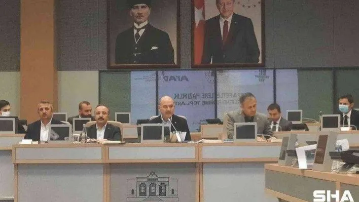 İçişleri Bakanı Süleyman Soylu uyardı: &quotBu bir sır değil, deprem beklentimiz var"