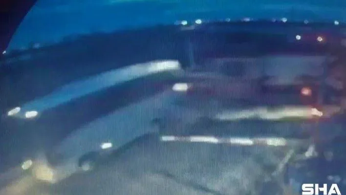 Kırklareli'de 27 kişinin yaralandığı işçi servisinin trenle olan kazası kamerada