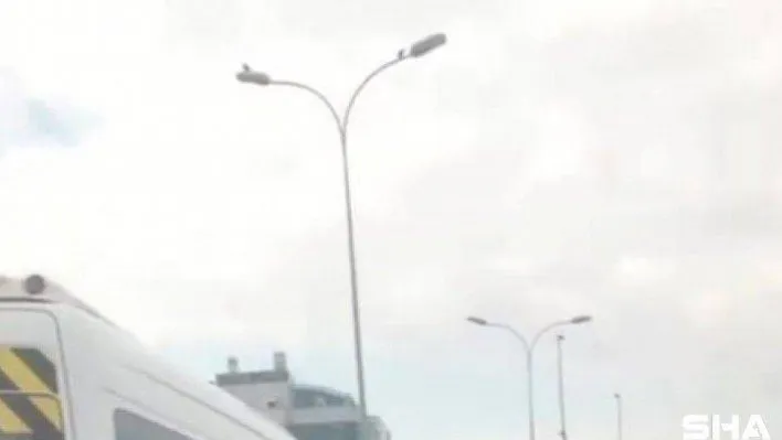 Maltepe'de yol verme kavgasında tekmeler yumruklar havada uçuştu