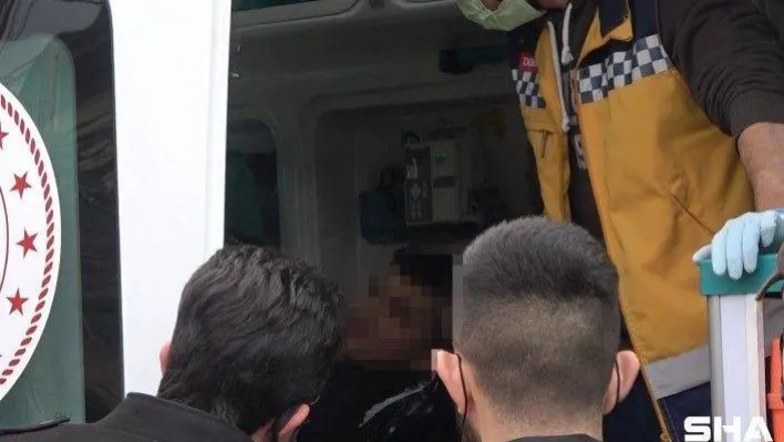 Mesleki eğitim merkezi öğrencisi bıçakla yaralandı