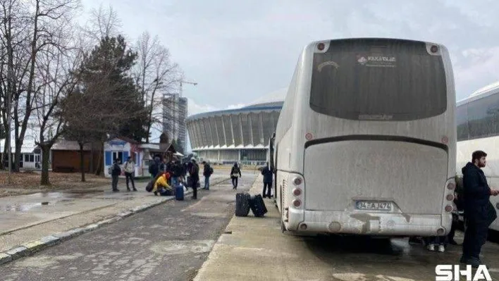 Rusya - Ukrayna savaşına tanıklık eden öğrenci: 'Eve giderken paraşütle inen askerleri gördüm'