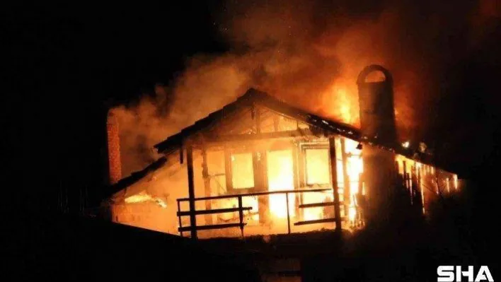 Sobadan sıçrayan kıvılcım evi alev alev yaktı