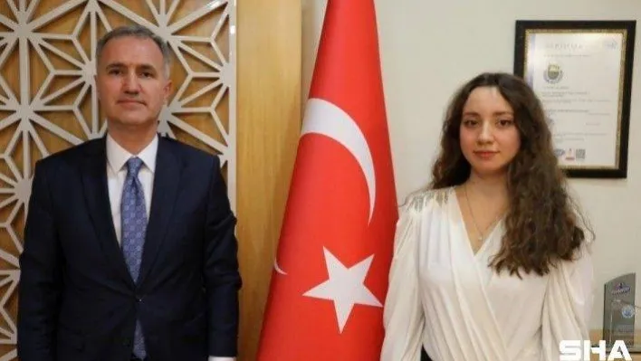 Ukrayna'da mahsur kalan Bursalı mimarlık öğrencisi Türkiye'ye döndü