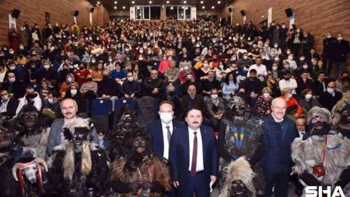 Uluslararası Altıeylül Tülütabak Tiyatro Festivali devam ediyor