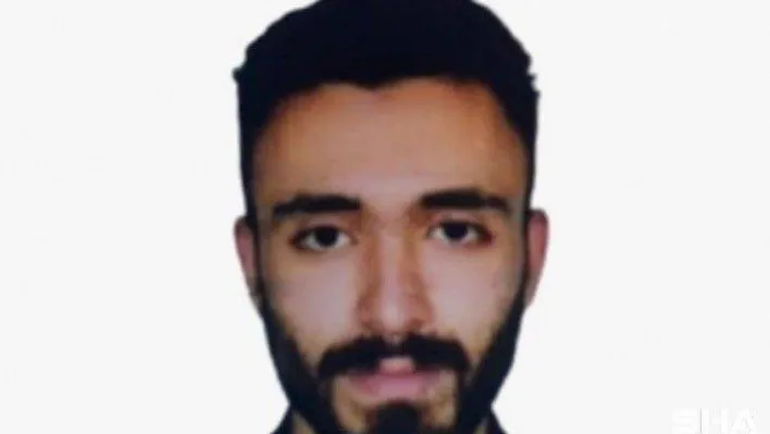 Ümraniye'de polis noktasından kaçan 3 şüpheliden ikisi vurularak yakalandı