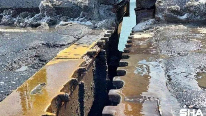 Unkapanı Köprüsü, bağlantı noktasındaki ayrılma nedeniyle trafiğe kapatıldı