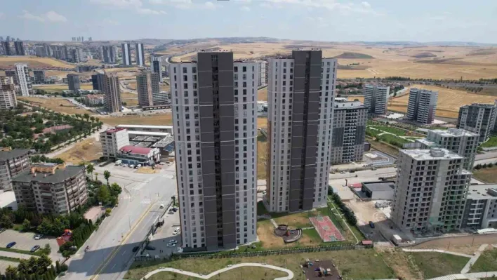 3 kişiye mezar olan bina 'Hayata Değer' sloganıyla tanıtıldı