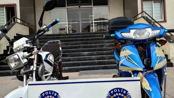3 motosikleti çalan hırsızlar yakalandı