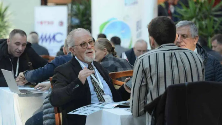 30 ülkeden 200'ü aşkın yabancı alıcı Bursalı makinecilerle buluştu