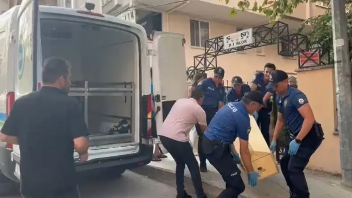 5 katlı binadan düşen genç hayatını kaybetti