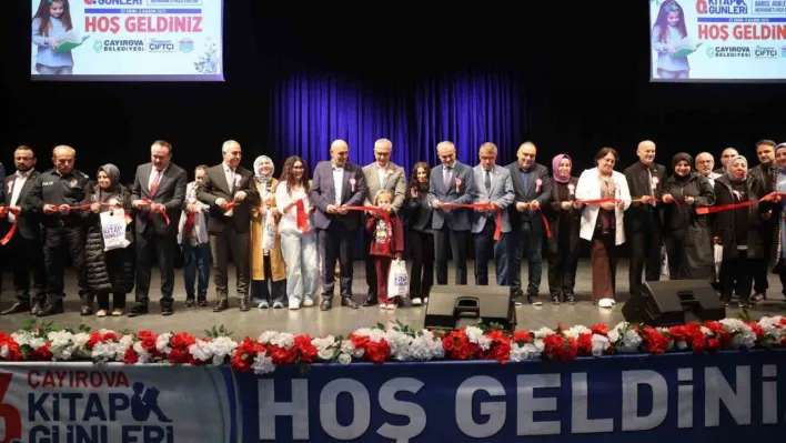 6. Çayırova Kitap Günleri, kapılarını ziyaretçilere açtı