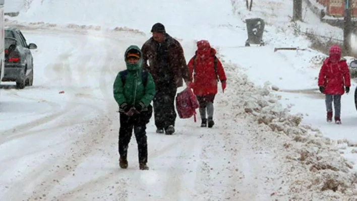 6 Şubat Pazartesi okullar tatil edildi