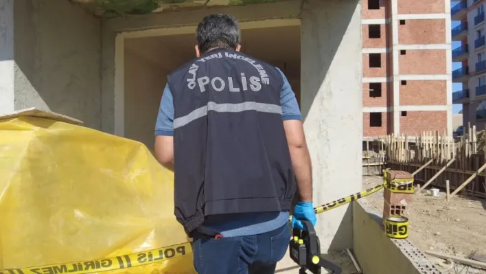 7'nci kattan düşen işçi hayatını kaybetti