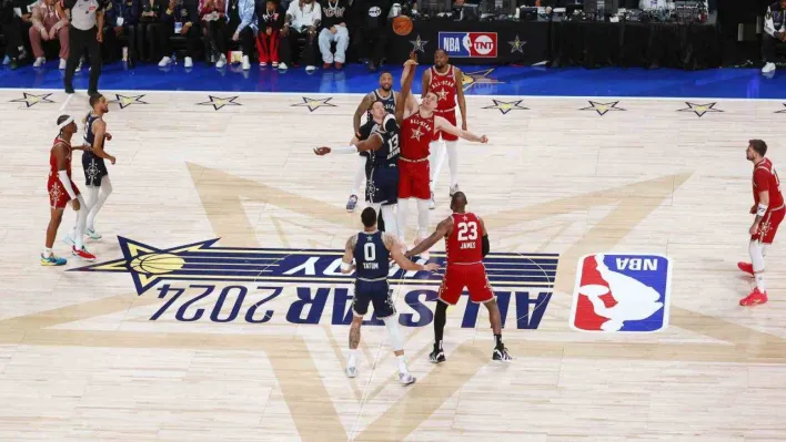 73. NBA All-Star maçını Doğu Konferansı rekor sayıyla kazandı