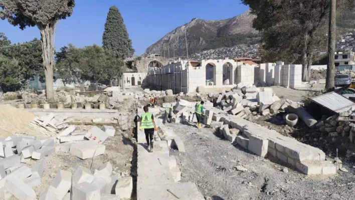 754 yıllık tarihi yapı Büyükşehir'le yükseliyor