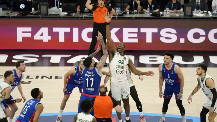 A. Efes, EuroLeague'de play-off'u garantiledi