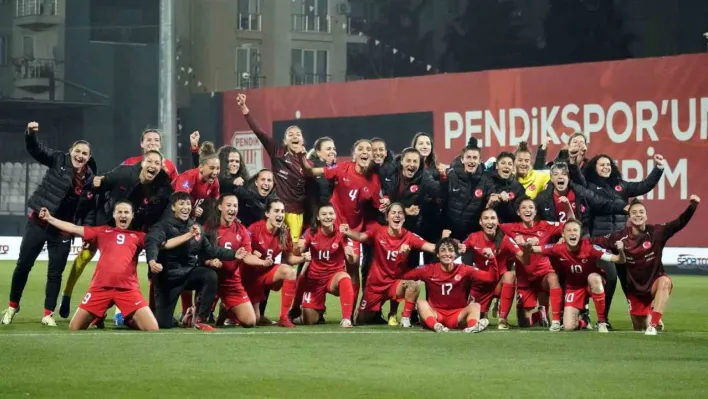 A Milli Kadın Futbol Takımı'nın play-off'taki rakibi Ukrayna oldu